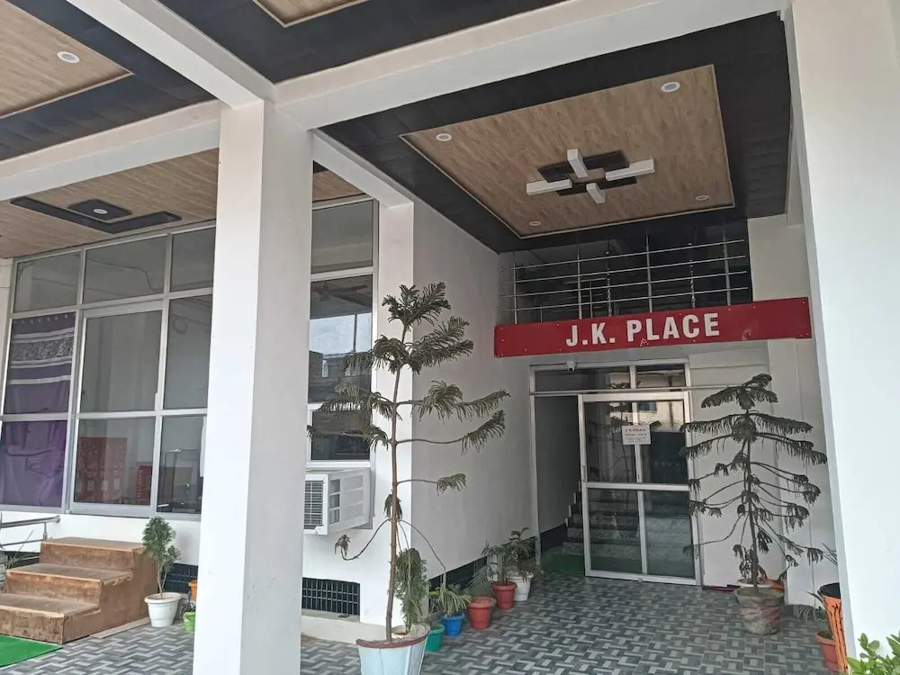 Файзабад: J K Palace