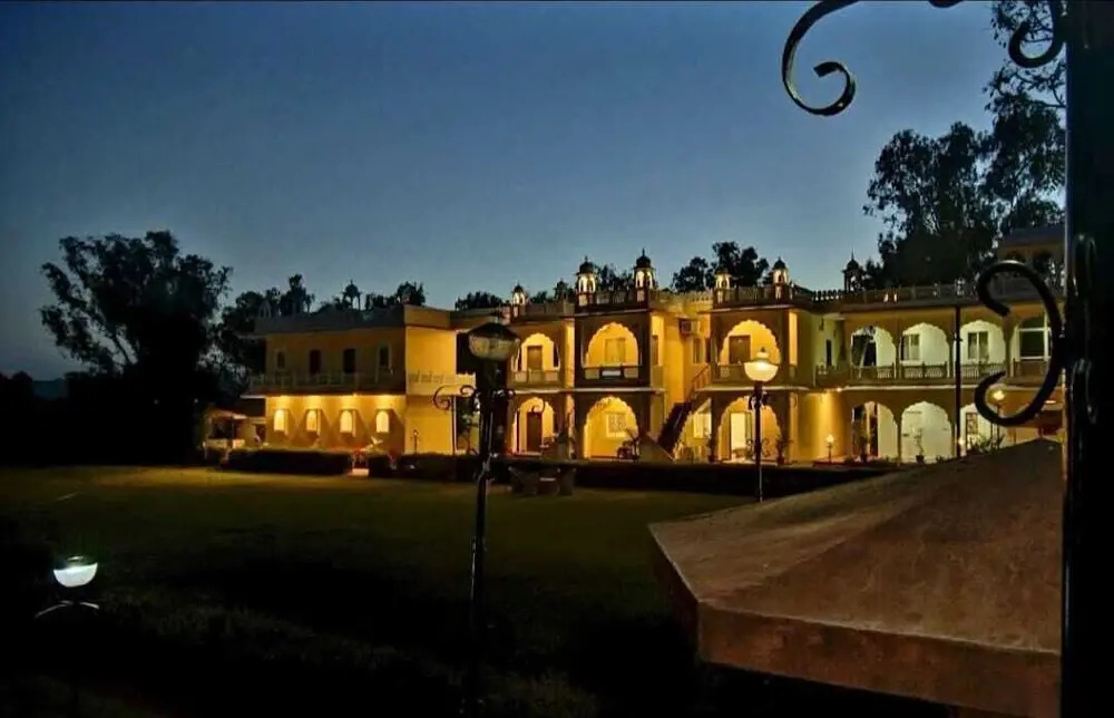 Кукас: Wedcation Rani Bagh Resort By TIVOLI