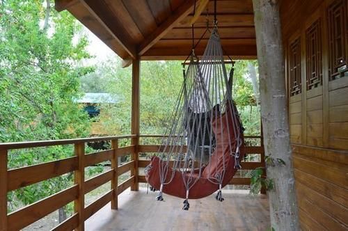 Лех: Lha - Ri - Sa Resort