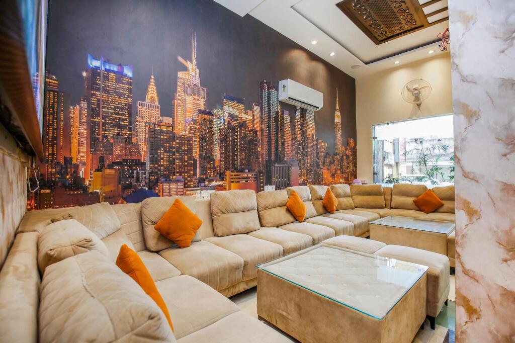 Амритсар: Hotel Karan Residency