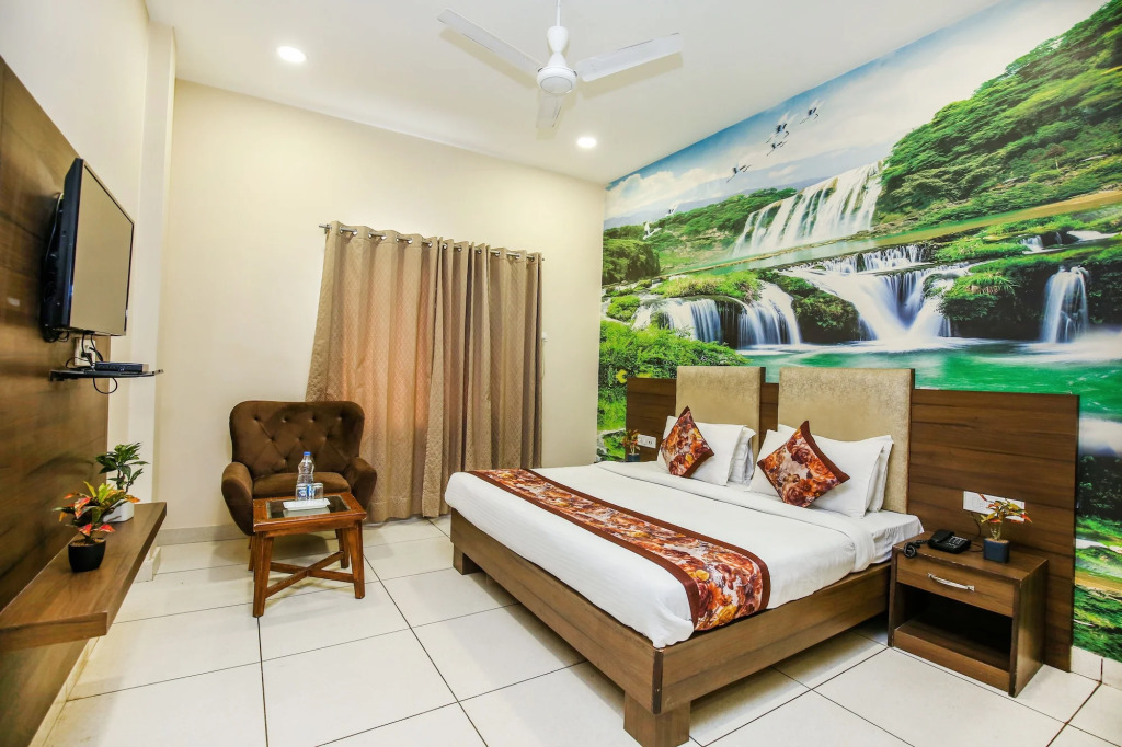 Амритсар: Hotel Karan Residency