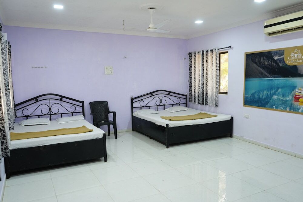 Мумбаи: Vellankani Resort Gorai