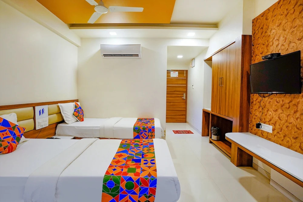 Нашик: Fabhotel Ramjis Residency