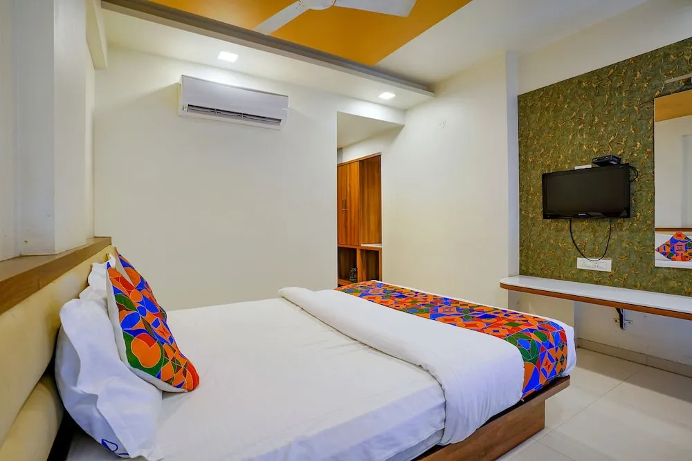 Нашик: Fabhotel Ramjis Residency