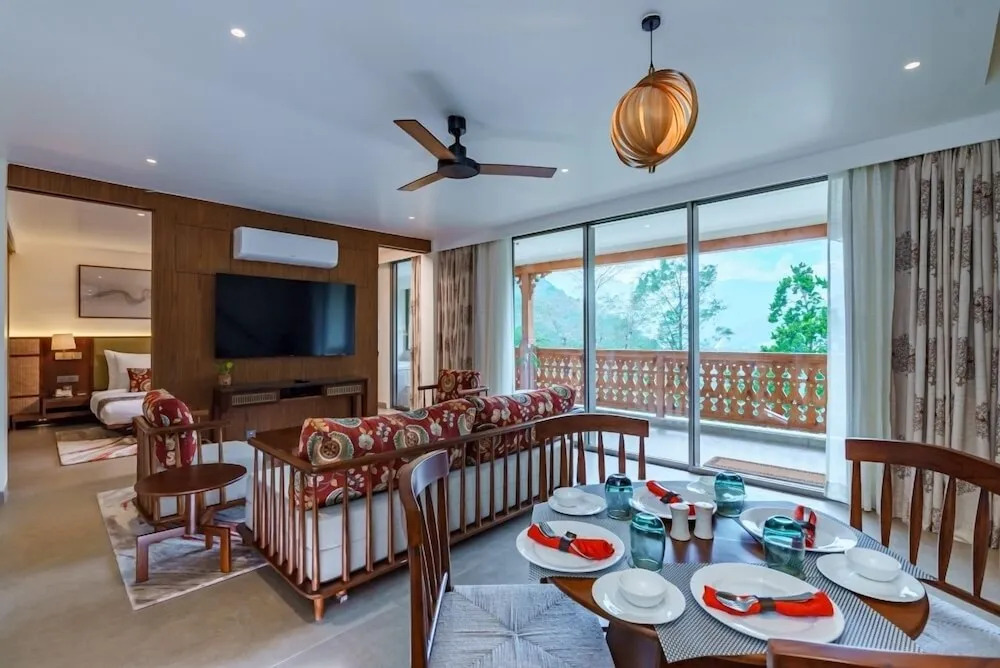 Бьясы: VILEEN Rishikesh - A Wellness Resort by Ganga Kinare