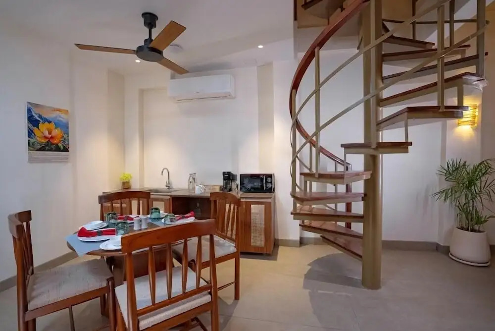 Бьясы: VILEEN Rishikesh - A Wellness Resort by Ganga Kinare