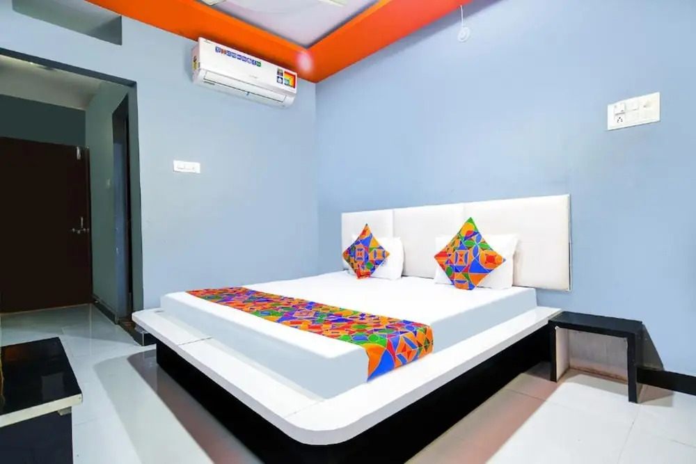 Удджайн: FabHotel Shree Moti Palace