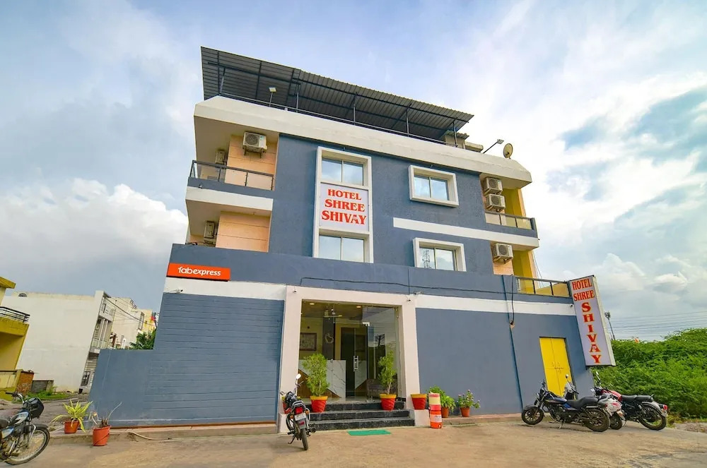 Удджайн: Fabhotel Shree Shivay