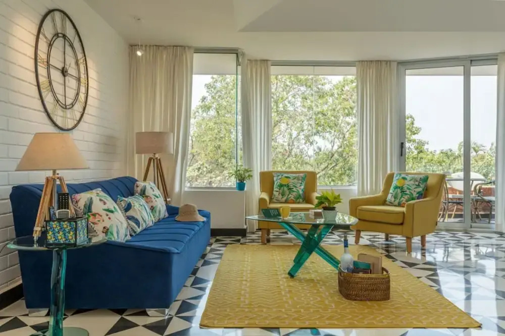 Нерул: El Arbol by Hireavilla-2br w Rooftop Pool in Nerul