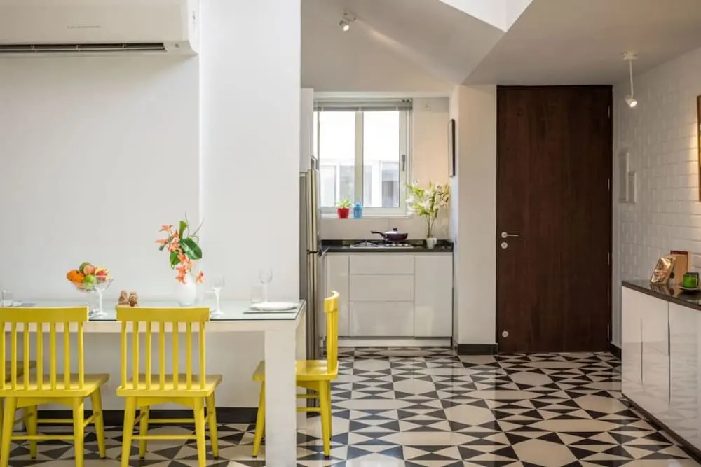 Нерул: El Arbol by Hireavilla-2br w Rooftop Pool in Nerul