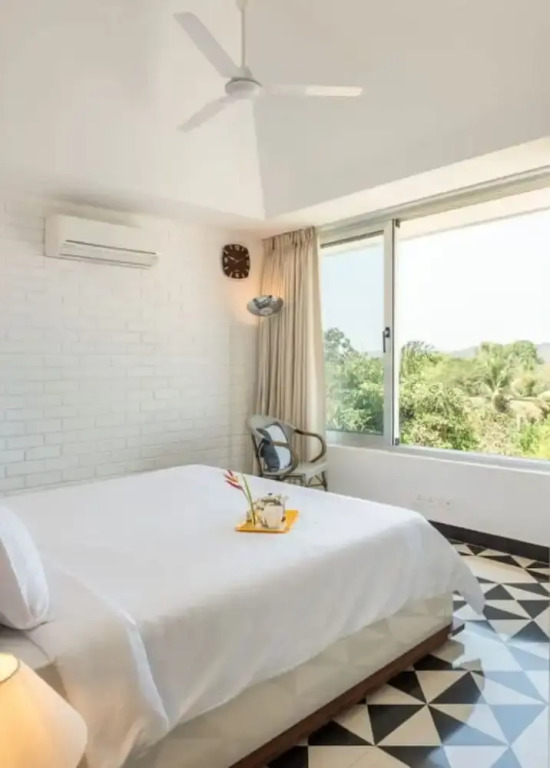 Нерул: El Arbol by Hireavilla-2br w Rooftop Pool in Nerul