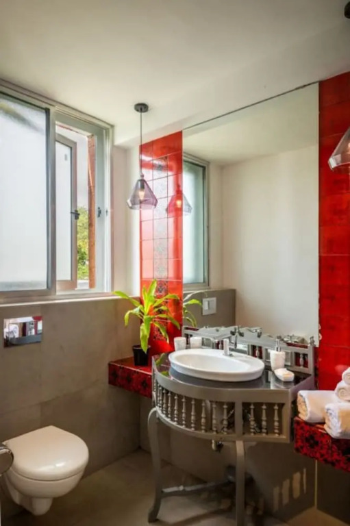 Нерул: El Arbol by Hireavilla-2br w Rooftop Pool in Nerul