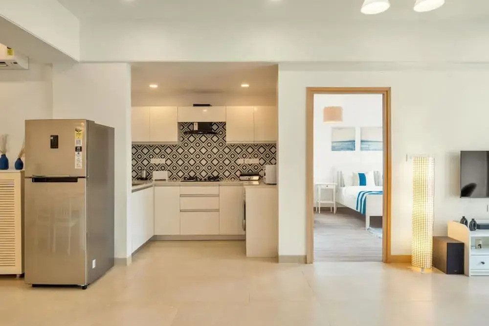 Кандолим: Spacious 3-br Apartment With Pool in Candolim