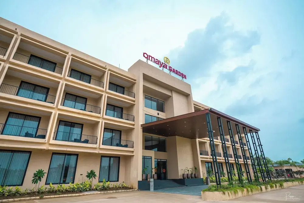 Райпур: Hotel Omaya Garden