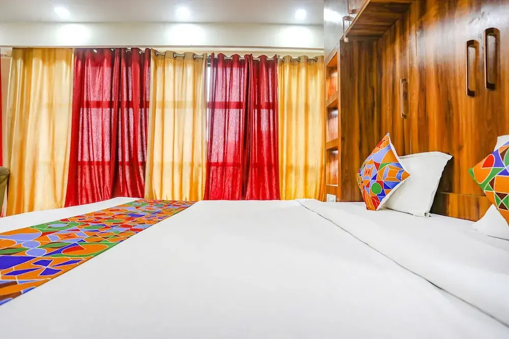 Праяградж: Fabhotel Imperail House