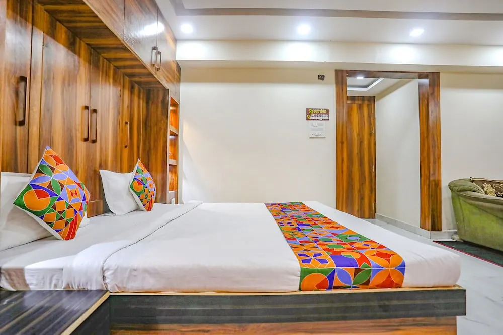 Праяградж: Fabhotel Imperail House