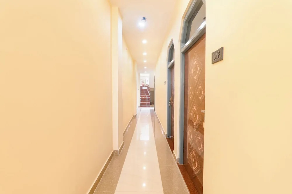 Айодхья: Fabhotel Rk Palace