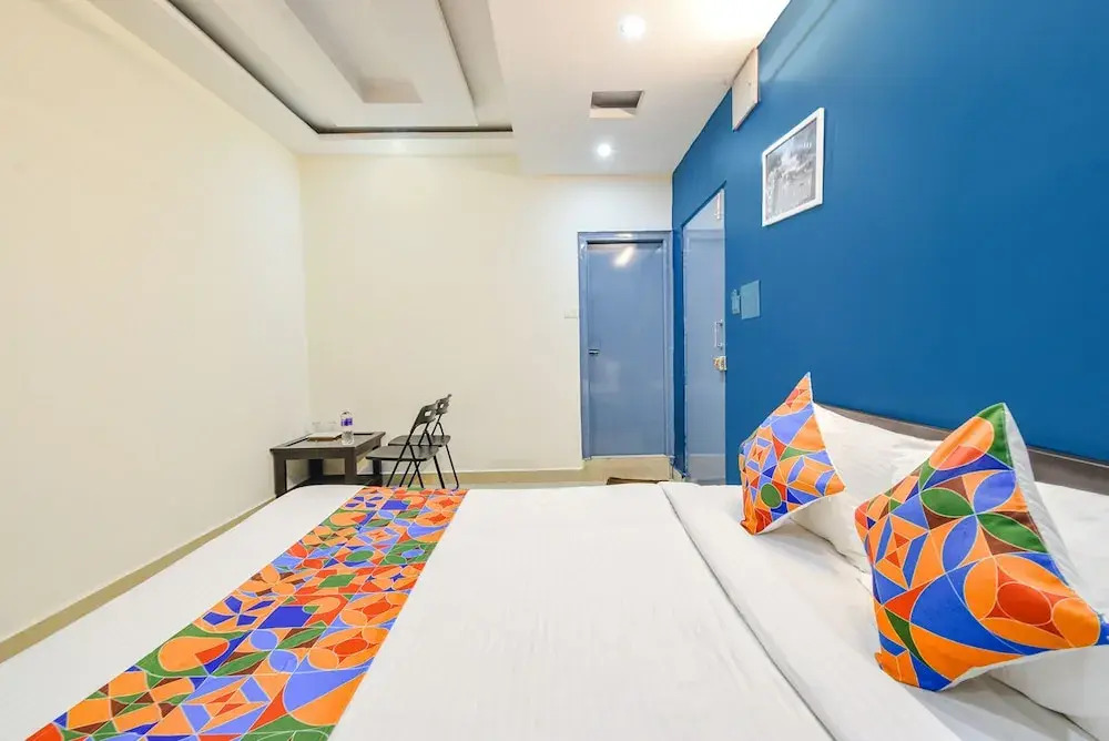 Хидерабад: Fabhotel Broholic Prime Suites