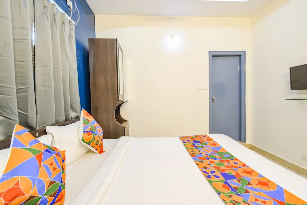 Хидерабад: Fabhotel Broholic Prime Suites