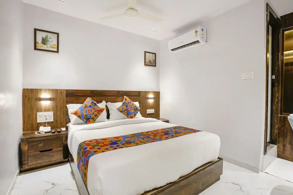 Мумбаи: Fabhotel Peralz