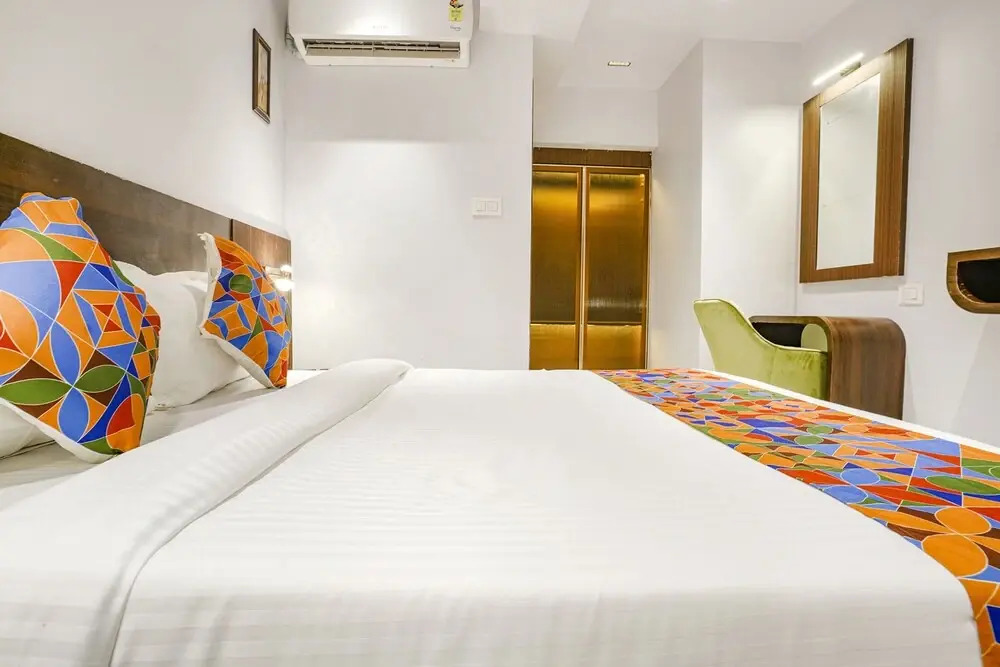 Мумбаи: Fabhotel Peralz