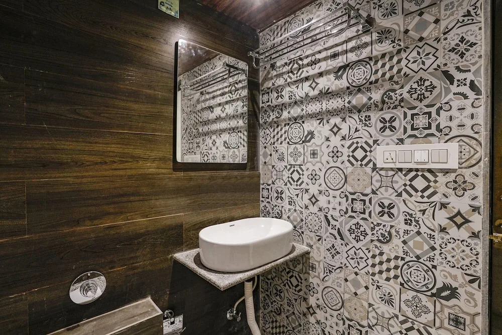 Мумбаи: Fabhotel Peralz