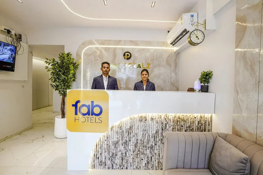 Мумбаи: Fabhotel Peralz