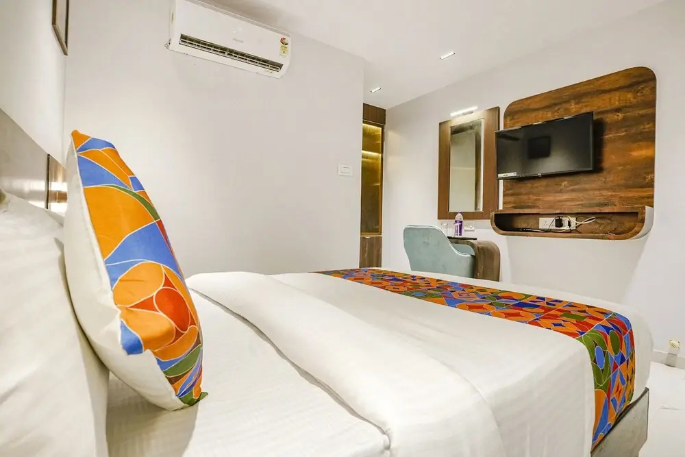 Мумбаи: Fabhotel Peralz