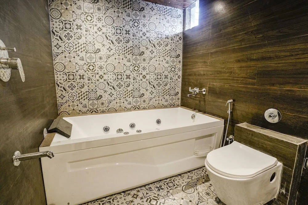 Мумбаи: Fabhotel Peralz