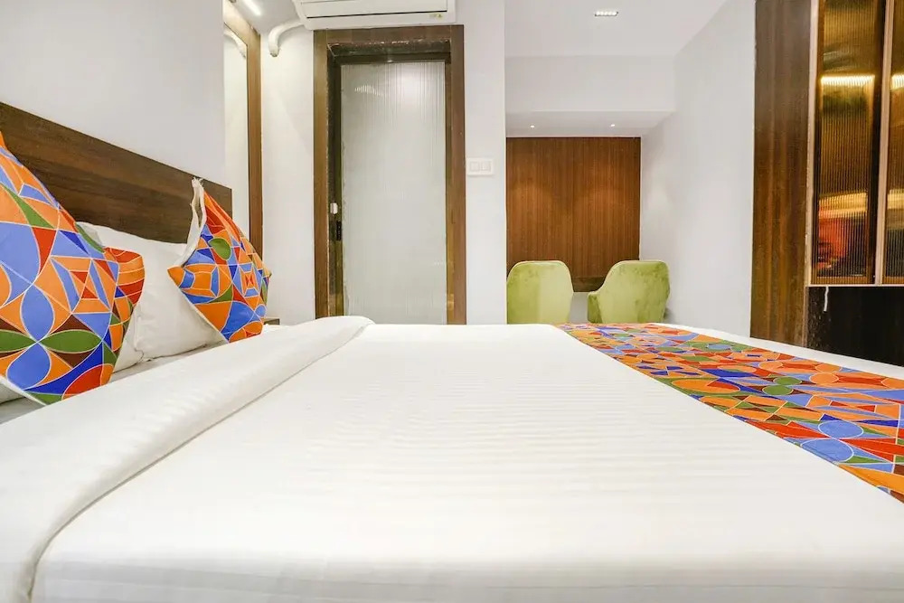 Мумбаи: Fabhotel Peralz