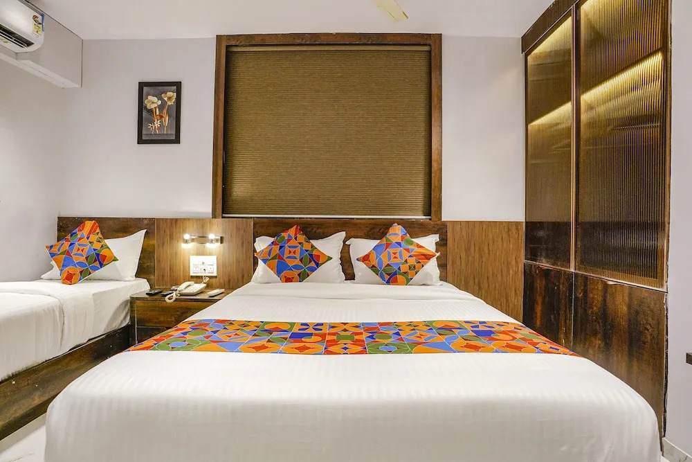 Мумбаи: Fabhotel Peralz
