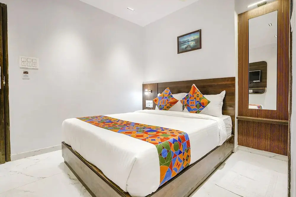 Мумбаи: Fabhotel Peralz