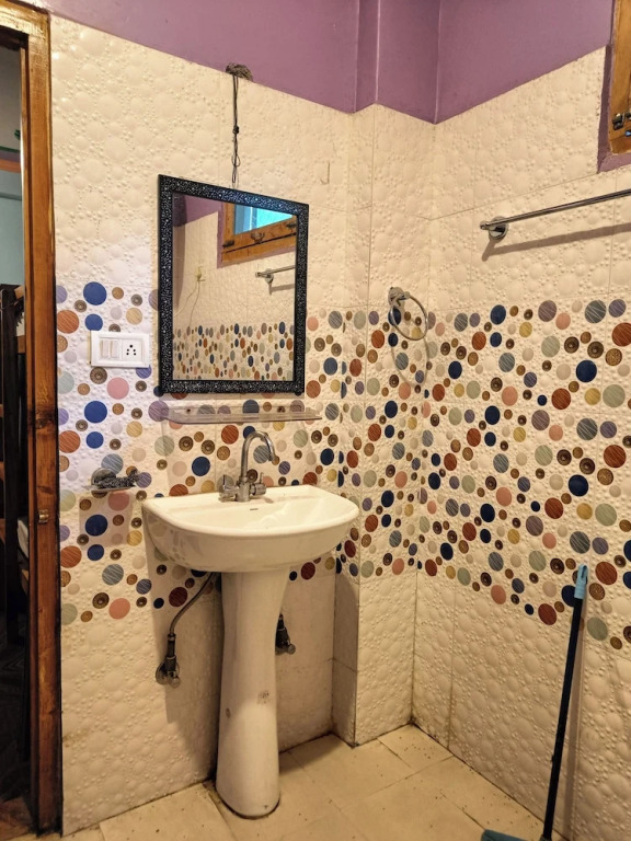 Касоль: Majestic Mountain Bhaiji Guest House