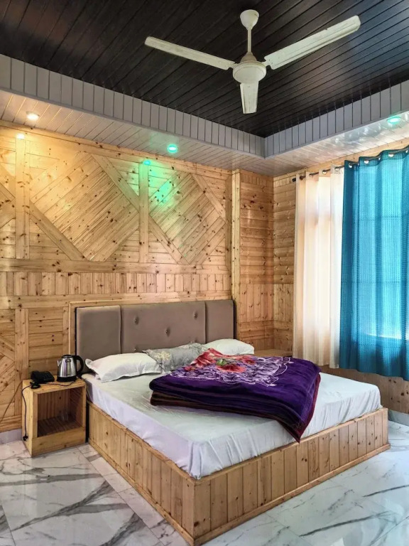 Касоль: Majestic Mountain Bhaiji Guest House