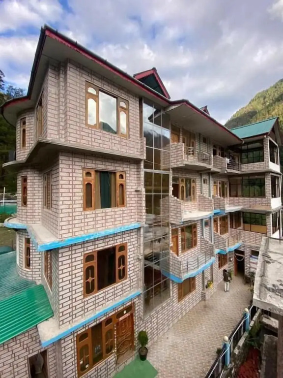 Majestic Mountain Bhaiji Guest House — фото 1