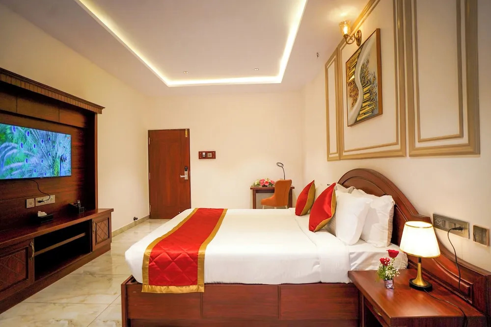 Palahalli: Hotel Yathin