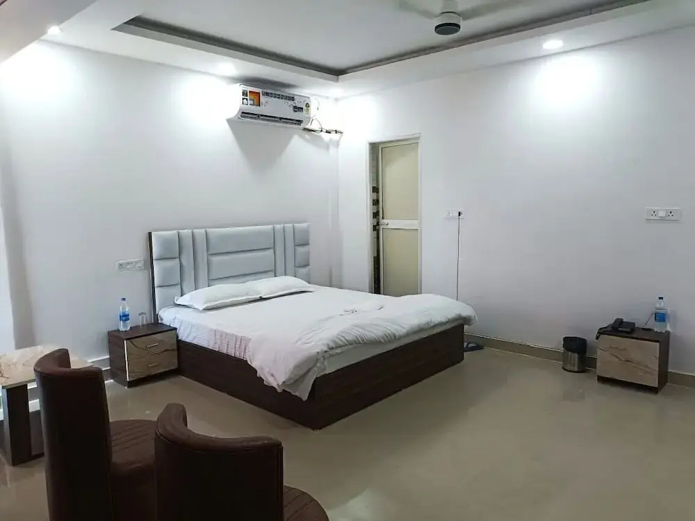 Супаул: Hotel Corporate Inn