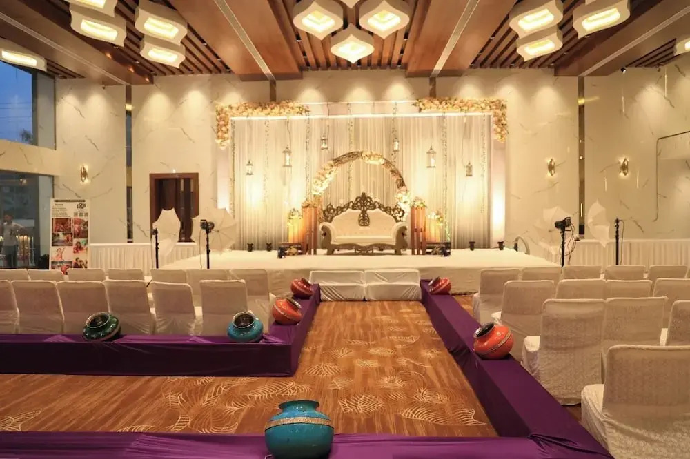 Bilaspur: Motel Bilaspur City
