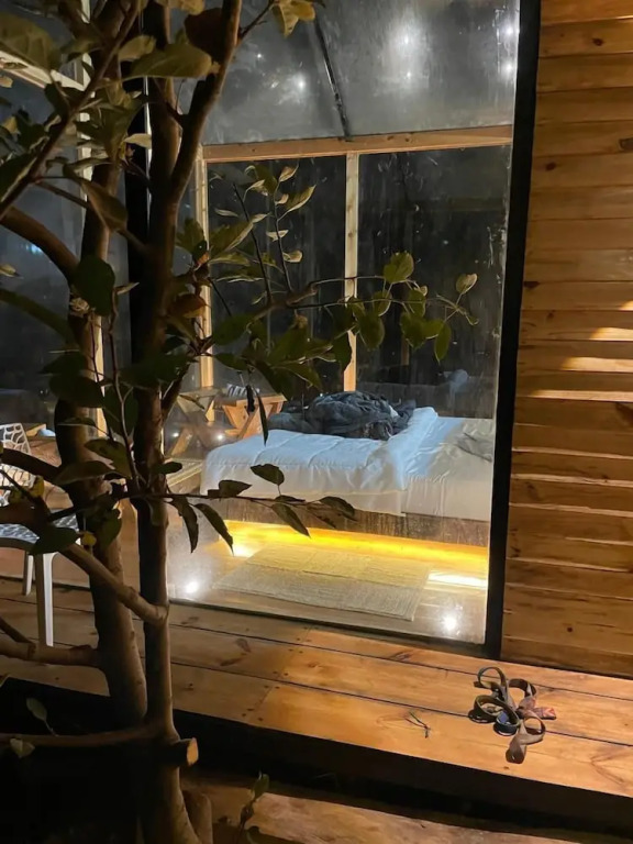 Манали: Cove The Glass House