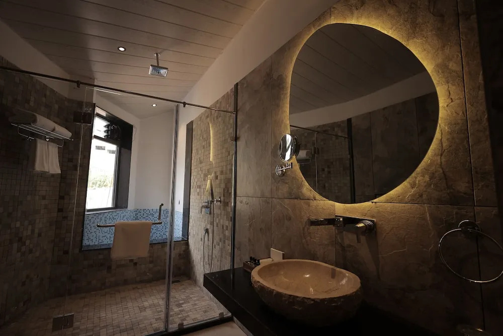 Удаипур: The Qualia Resort Club & Brewery