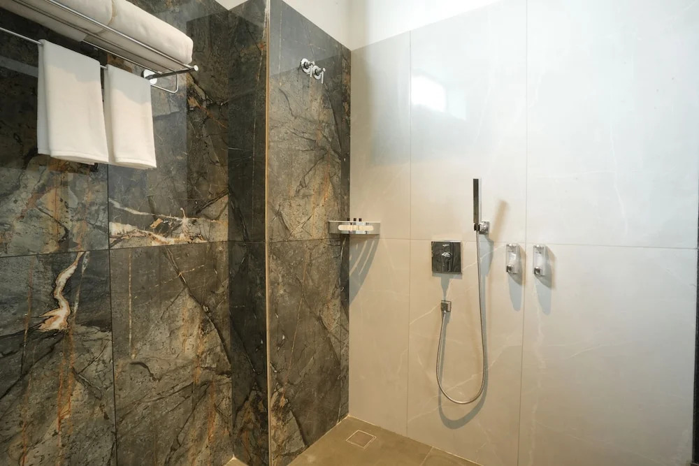 Удаипур: The Qualia Resort Club & Brewery