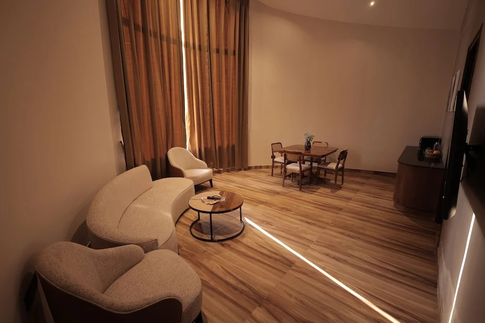 Удаипур: The Qualia Resort Club & Brewery