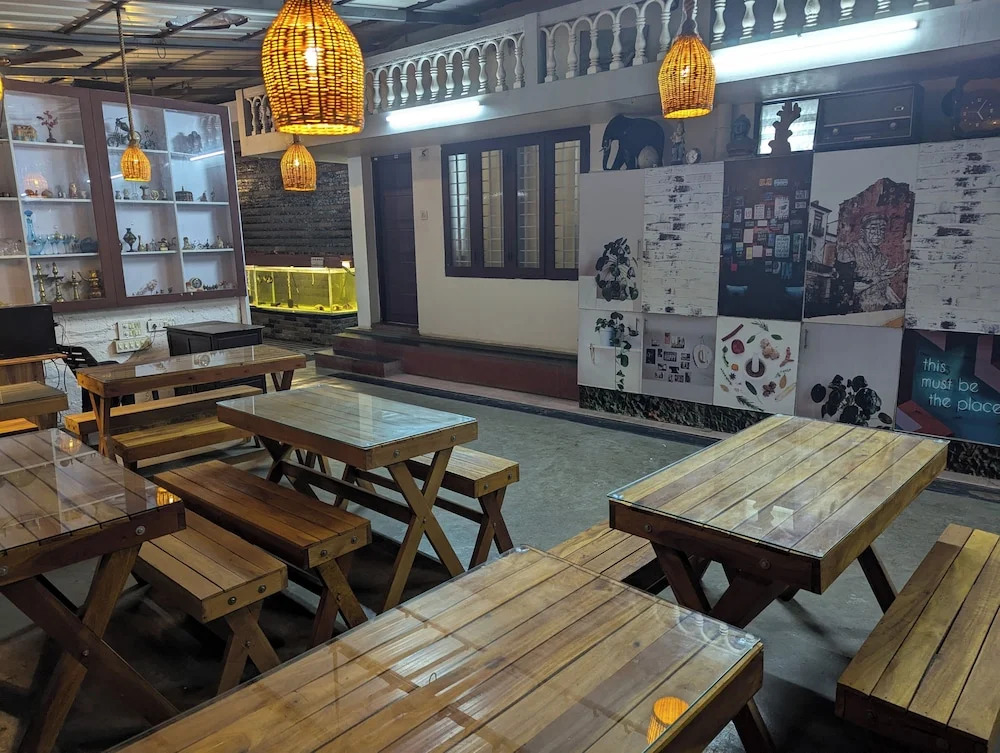 Aluva: NatureVilla Kochi