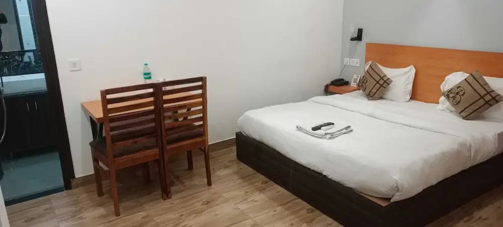 Гуруграм: Saavi Hotel Sector 10