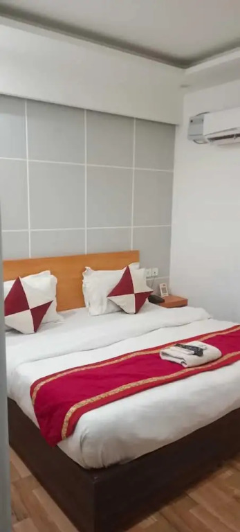 Гуруграм: Saavi Hotel Sector 10