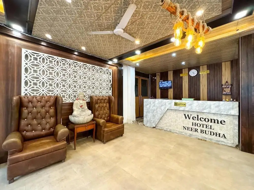 Ришикеш: Rishikesh Residency by Euphoric