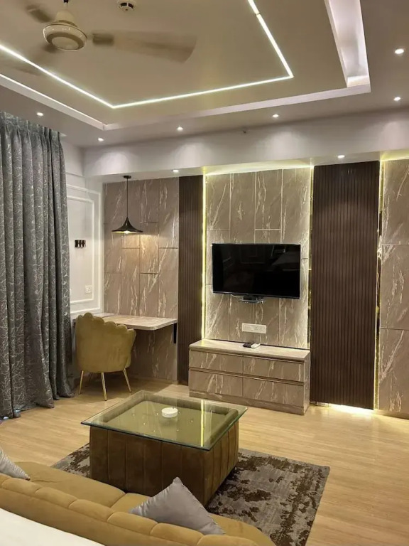 Лакхнау: The Origin Suites