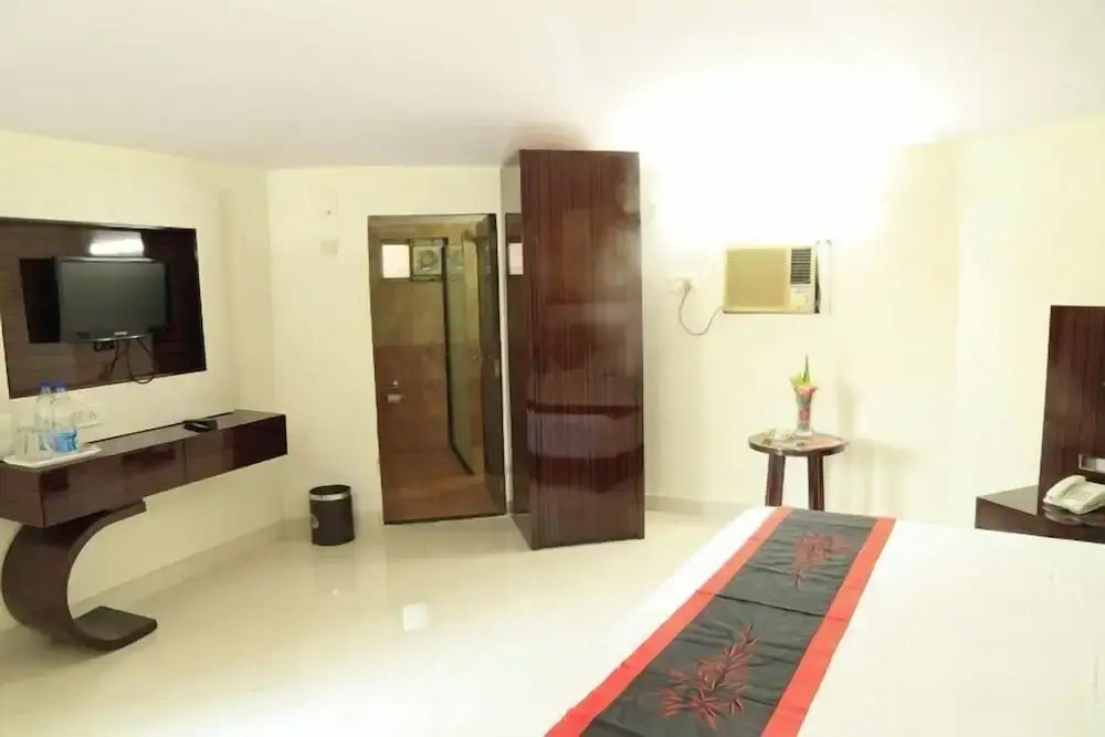 Сангадевади: Aayush Resort