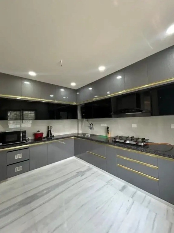 Хидерабад: Shreshtam Apart Hotel Gachibowli