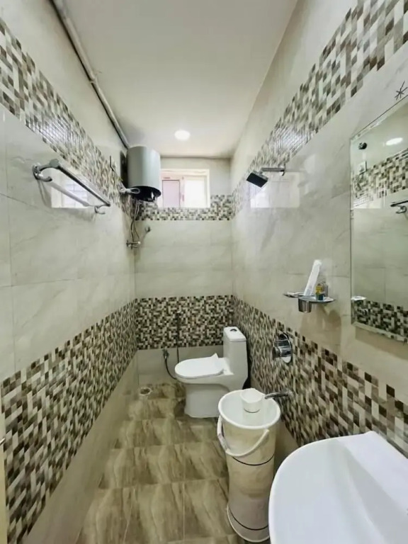 Хидерабад: Shreshtam Apart Hotel Gachibowli